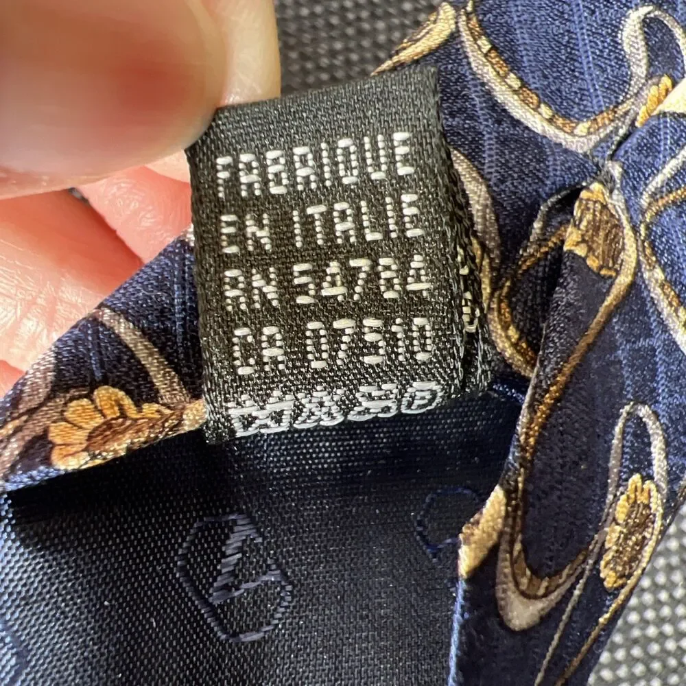 Vintage Valentino Cravatte 100% Silk Neck Tie Made in Italy Blue Gold